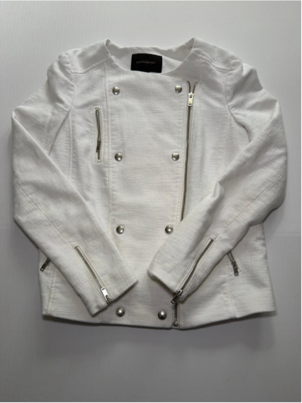 Banana Republic white textured cotton-blend moto jacket with silvertone zip/snap